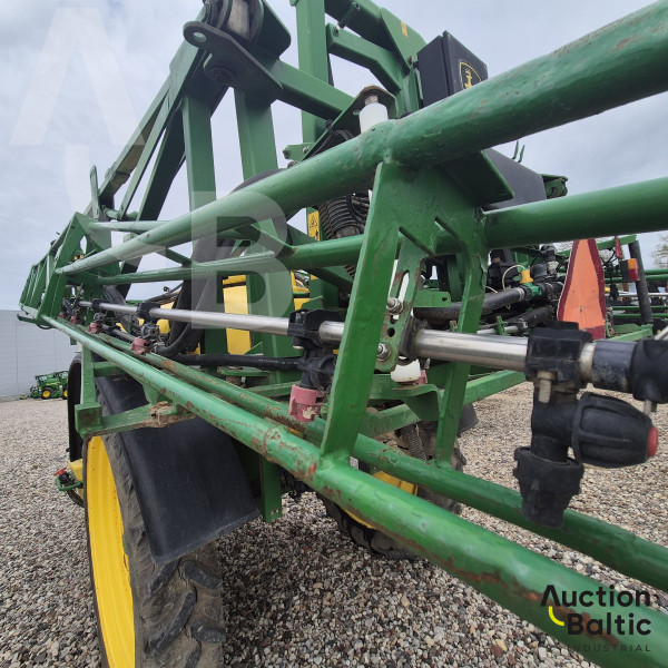 John Deere 732