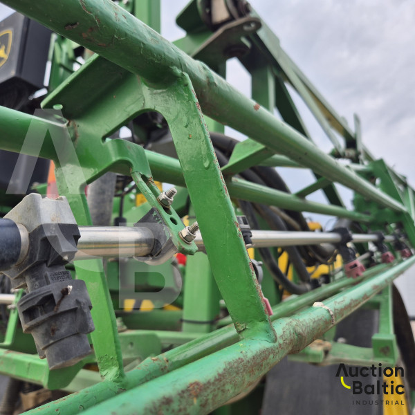 John Deere 732