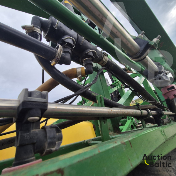 John Deere 732