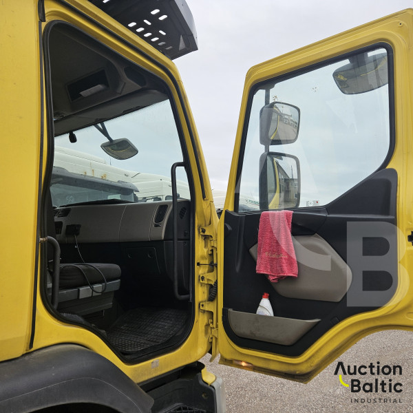 Renault Premium 410.19 +