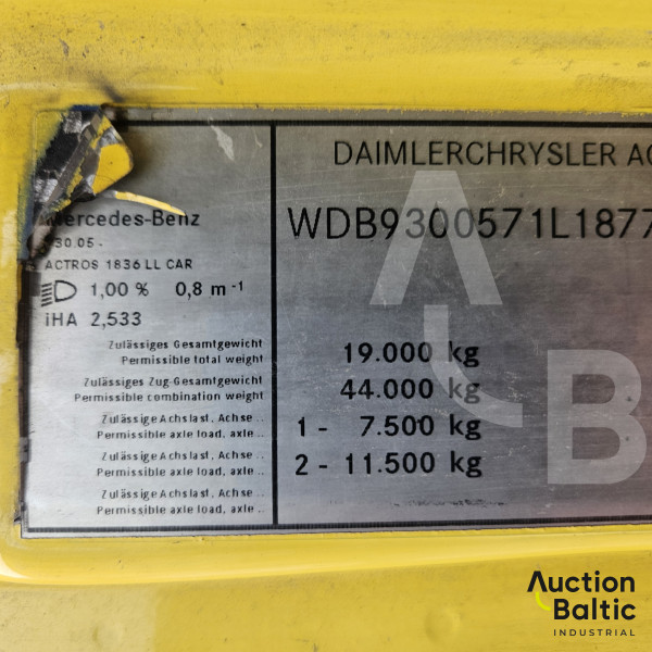 Mercedes-Benz 930.05 + GROENEWOLD TS-LD
