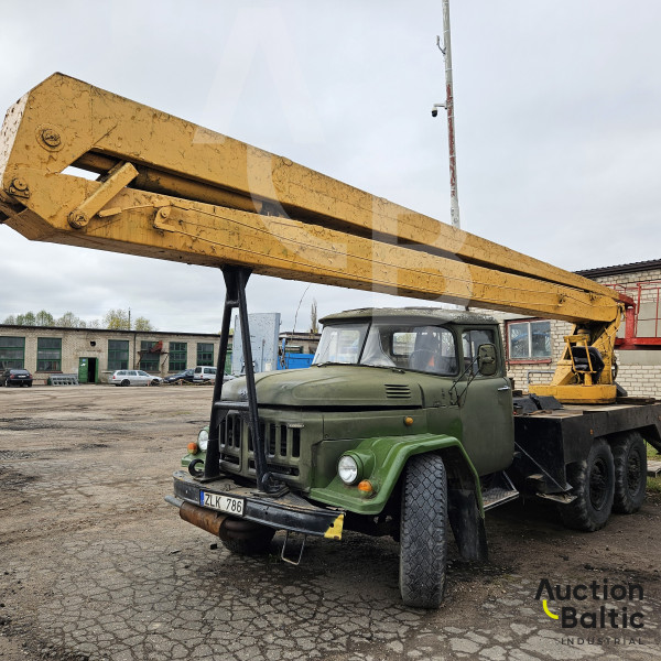 ZIL 131