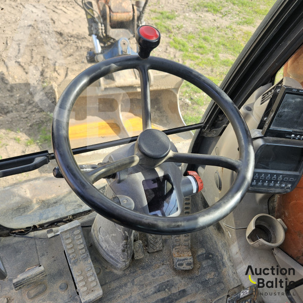 Hitachi ZX 140 W-3