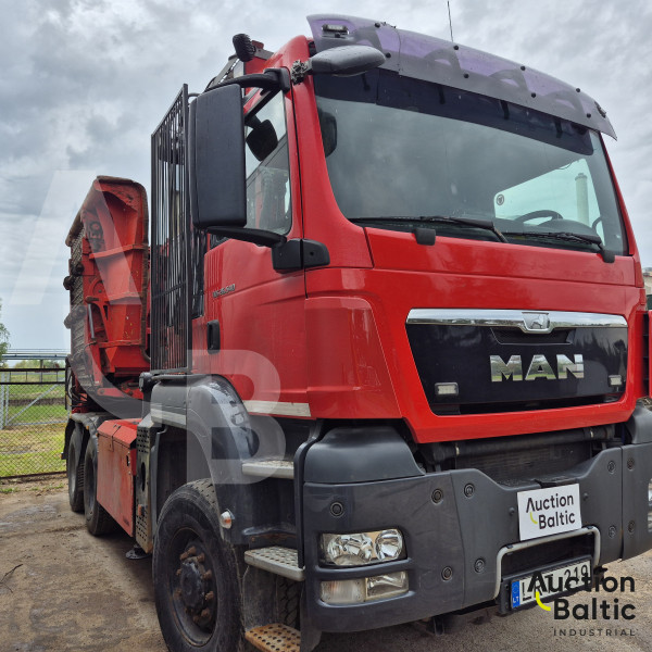 Biber 84RBZ + Epsilon M100 LD97 + MAN TGS 26.540