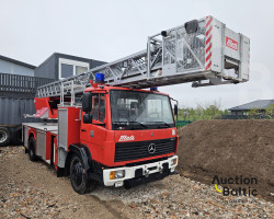 Mercedes-Benz 1524 METZ DLK 23-12
