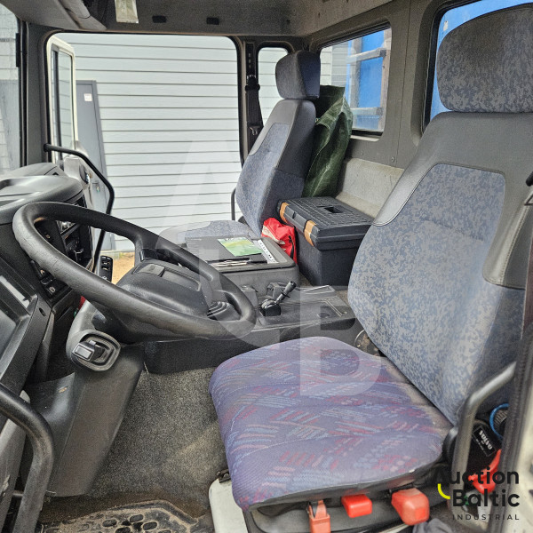 Volvo FL611