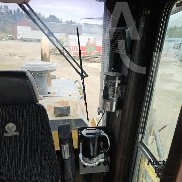 Volvo Champion 740A