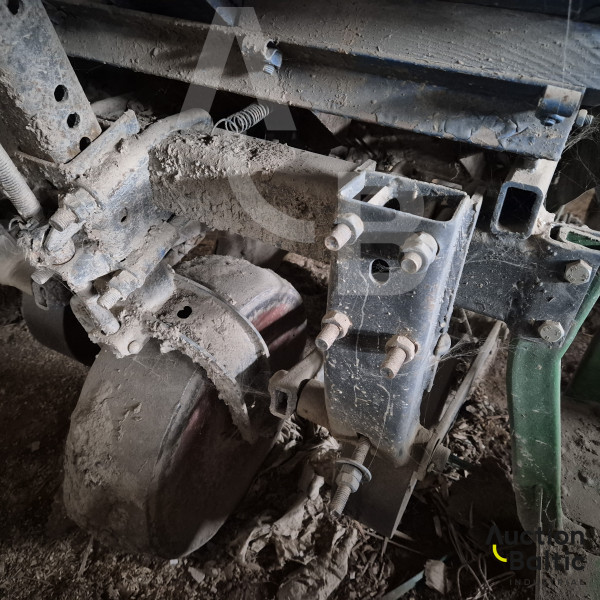 Potato planter