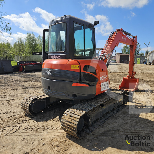 Kubota U 55-5
