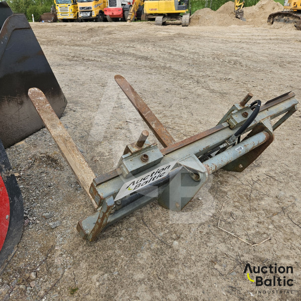 Manitou pallet forks