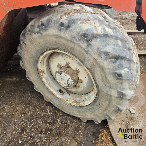 Manitou MT 728-4
