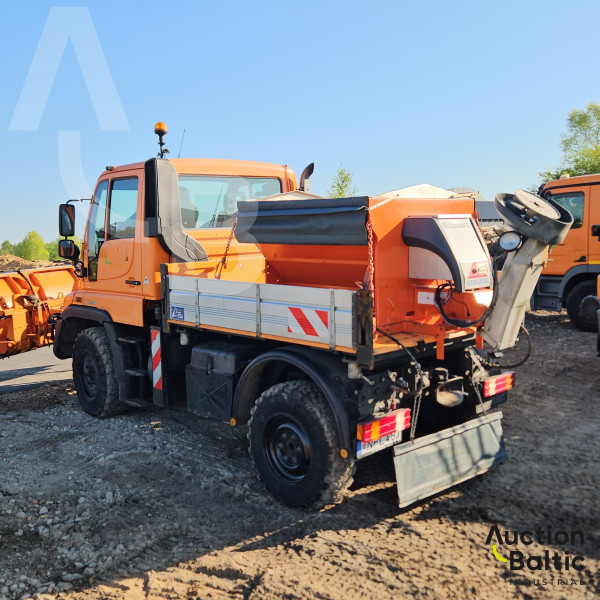 DAIMLERCHRYSLER UNIMOG U 290 405/10