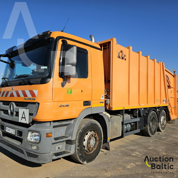 Mercedes-Benz 2536 L 6X2