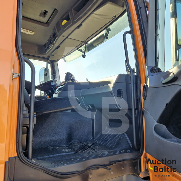 Mercedes-Benz 2536 L 6X2
