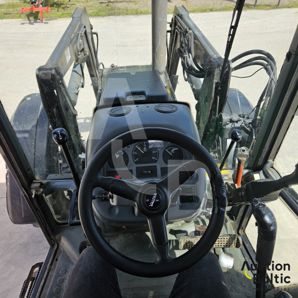 Valtra A-95-4