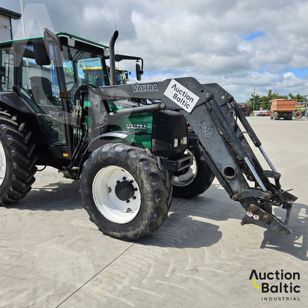 Valtra A-95-4