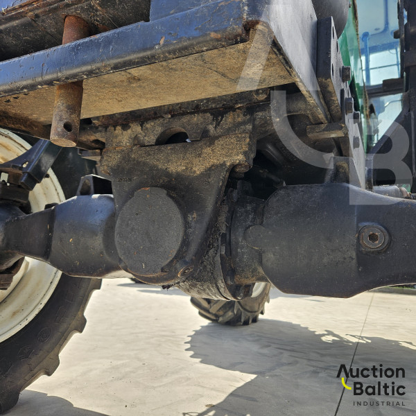 Valtra A-95-4