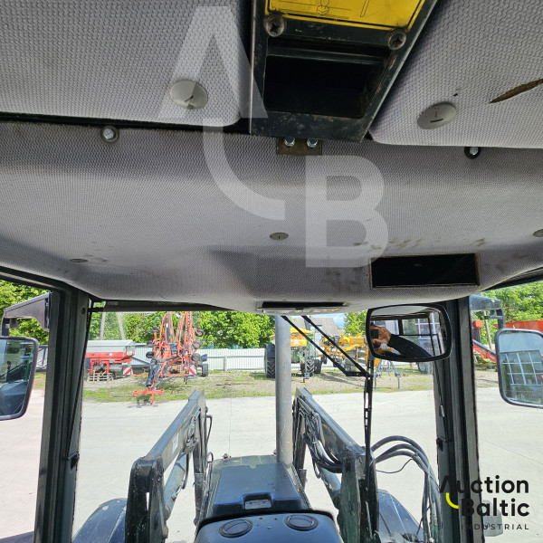 Valtra A-95-4