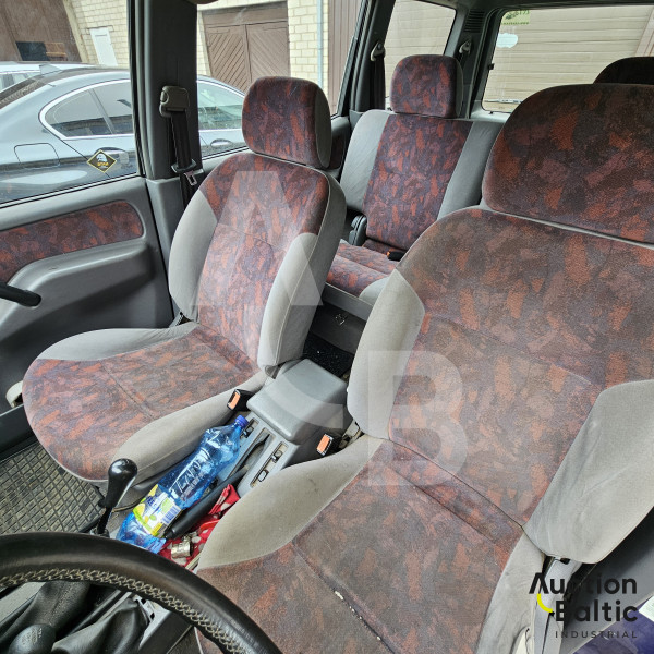 Nissan Terrano