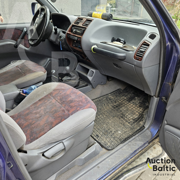 Nissan Terrano