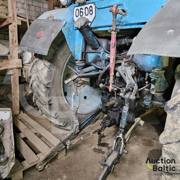 MTZ 80
