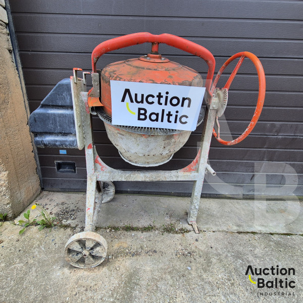 Concrete mixer