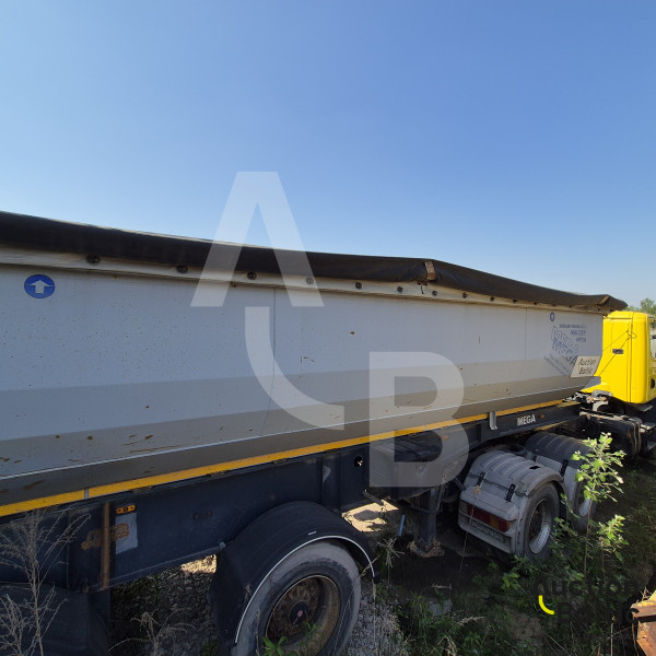 Scania T 124