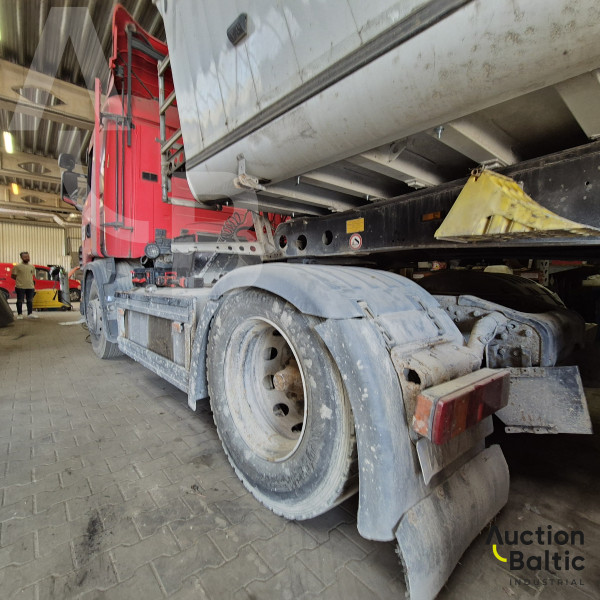 Scania R 124