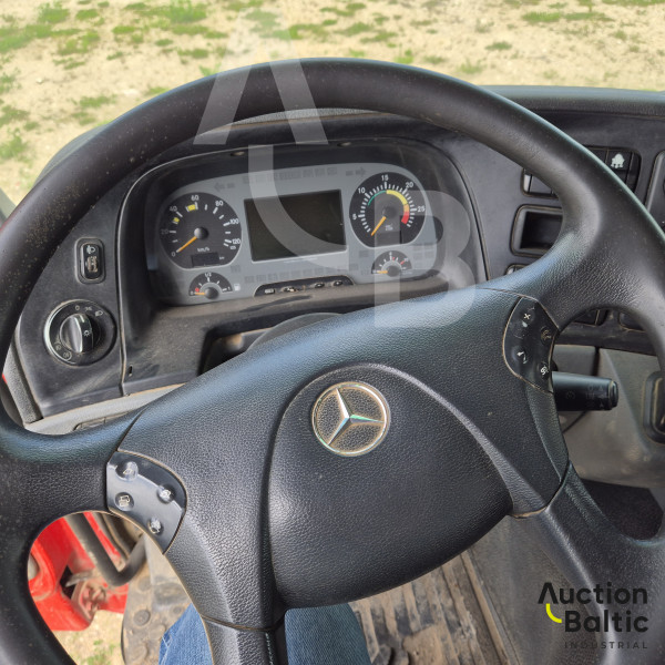 Mercedes-Benz Actros 3341