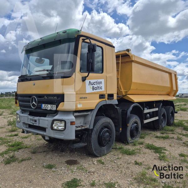Mercedes-Benz Actros 4141