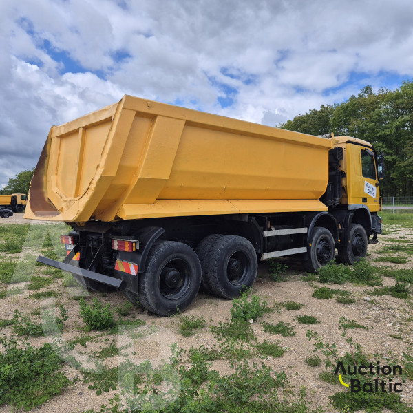 Mercedes-Benz Actros 4141