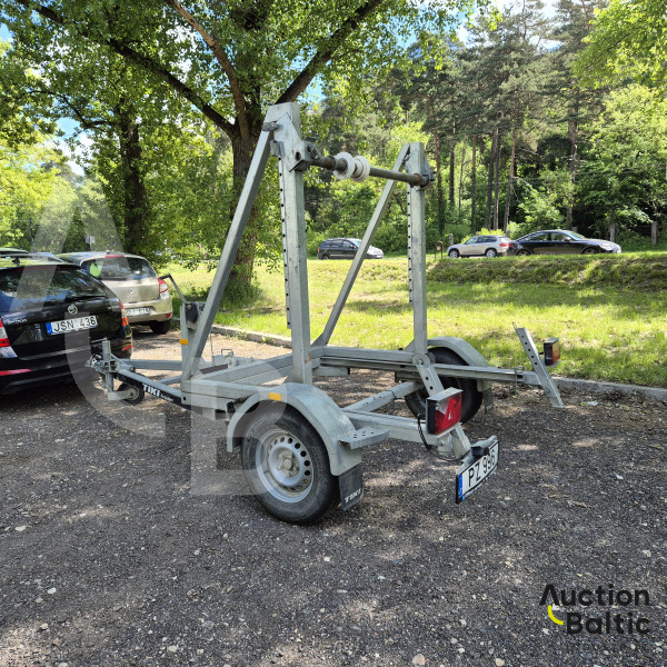Tiki Treiler KP1500-RB