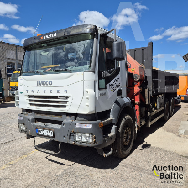 Iveco AD260T35 + Palfinger PK36002