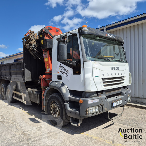 Iveco AD260T35 + Palfinger PK36002