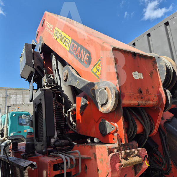 Iveco AD260T35 + Palfinger PK36002