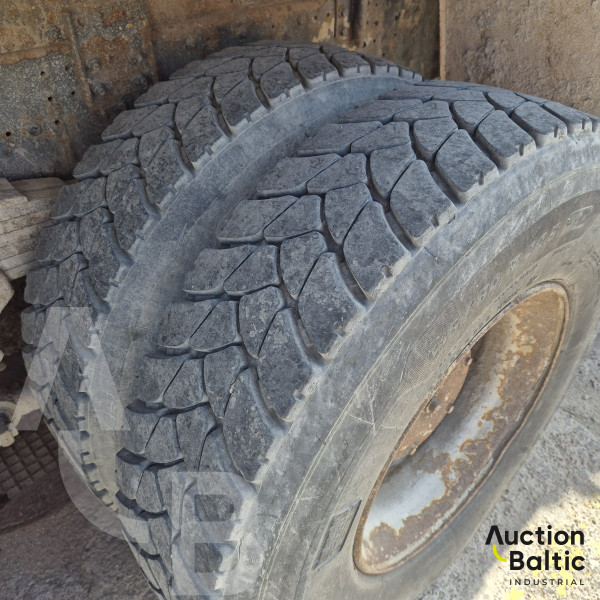 Iveco AD260T35 + Palfinger PK36002