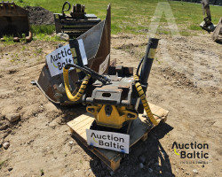 Engcon 10LE9 + bucket