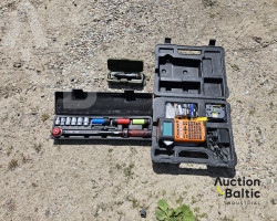 Electrician's tools