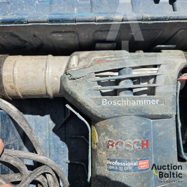 Bosch 2 pcs. perforators and planers
