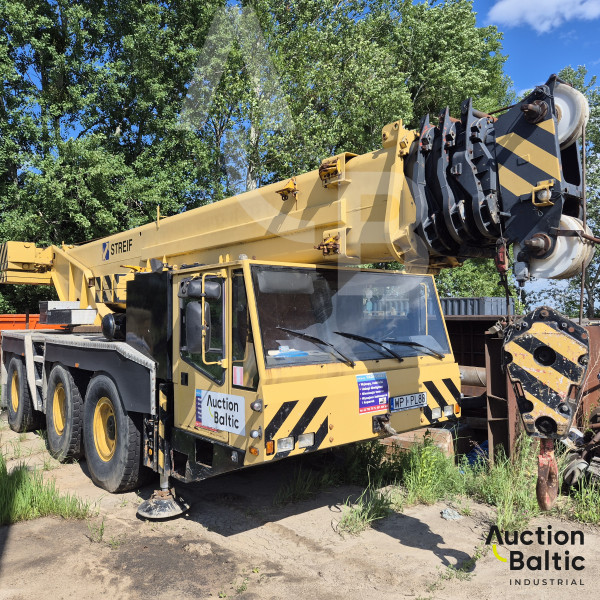 Demag AC 155