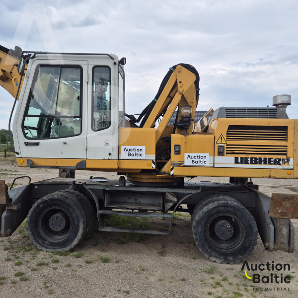 Liebherr 924