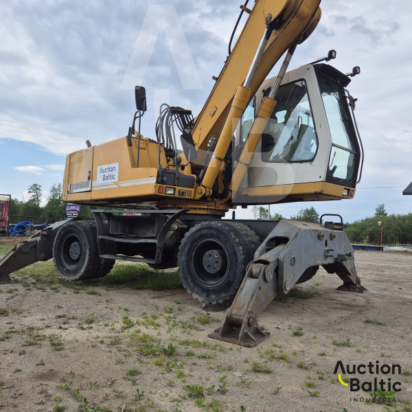 Liebherr 924