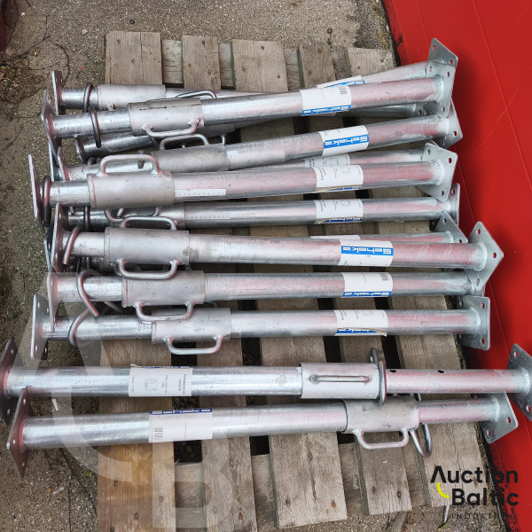 Schake props/formwork support legs.