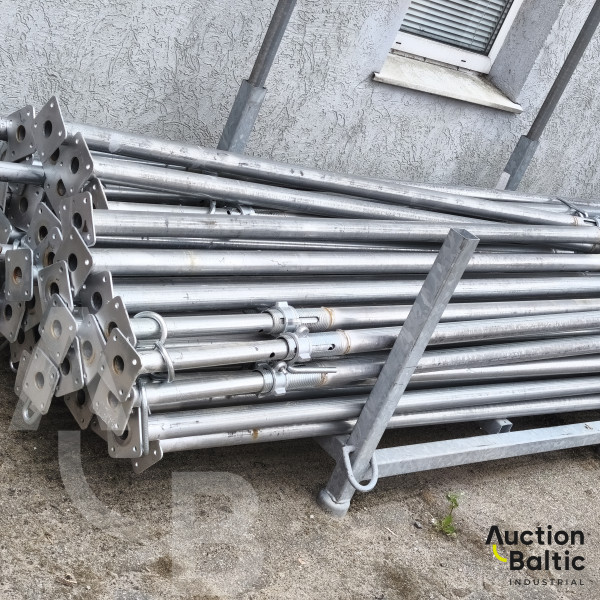 Schake props/formwork support legs.