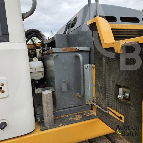 Liebherr R 900 C Litronic