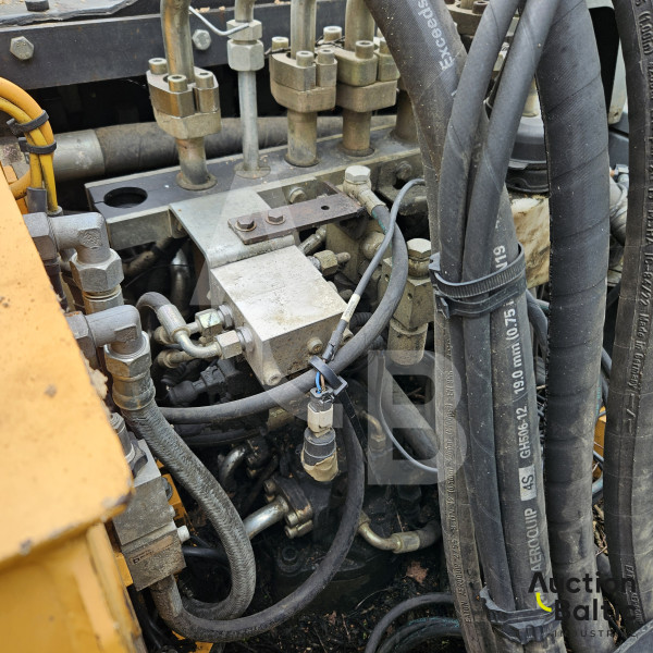 Liebherr R 900 C Litronic