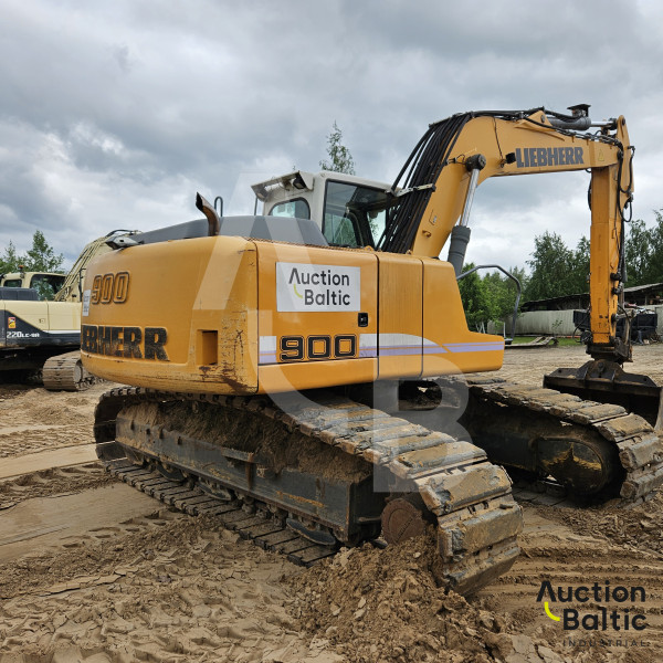 Liebherr R 900 C Litronic