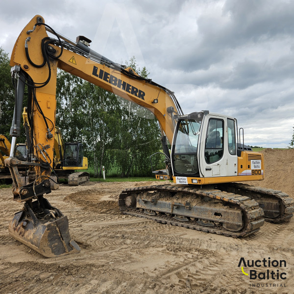 Liebherr R 900 C Litronic