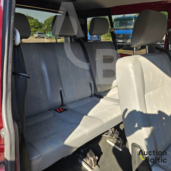 Volkswagen Transporter O. Caravelle