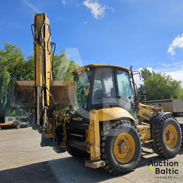 Komatsu WB93S-5E0